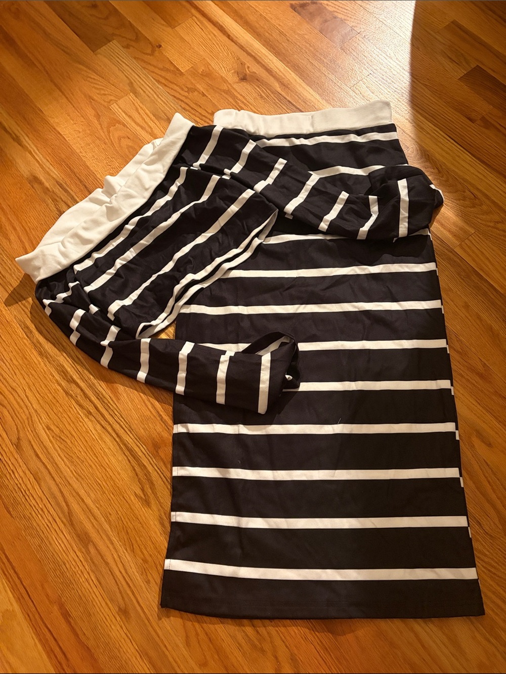 Black and White Striped Women's Pencil Skirt Set